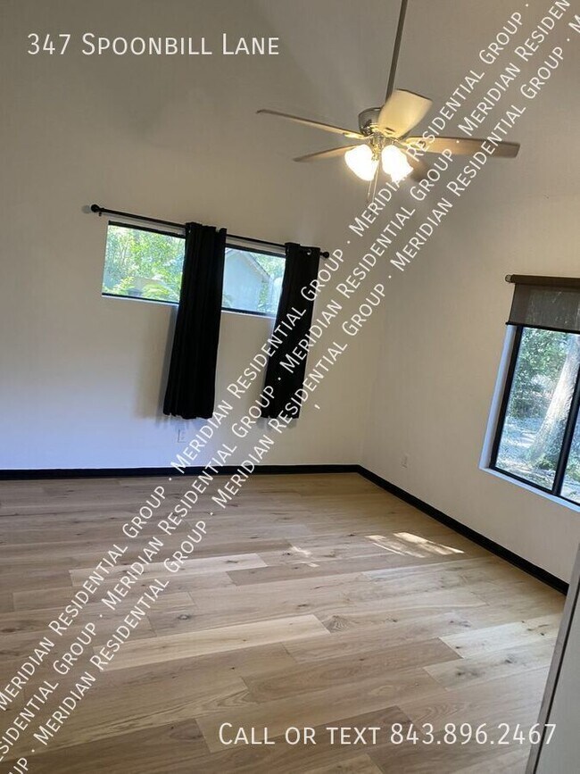 Building Photo - 347 Spoonbill Ln