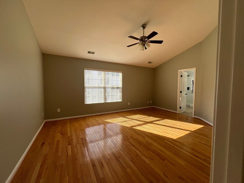 Building Photo - 14205 Brenham Dr