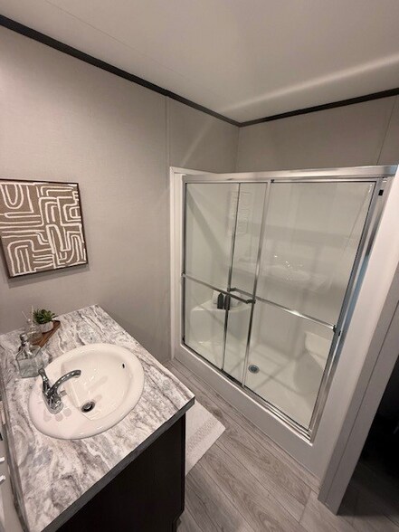 Building Photo - 15930 S Flores Rd