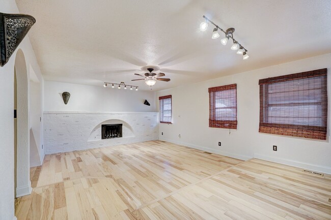 Building Photo - Ask About Our Half Off Special!!  Spacious...