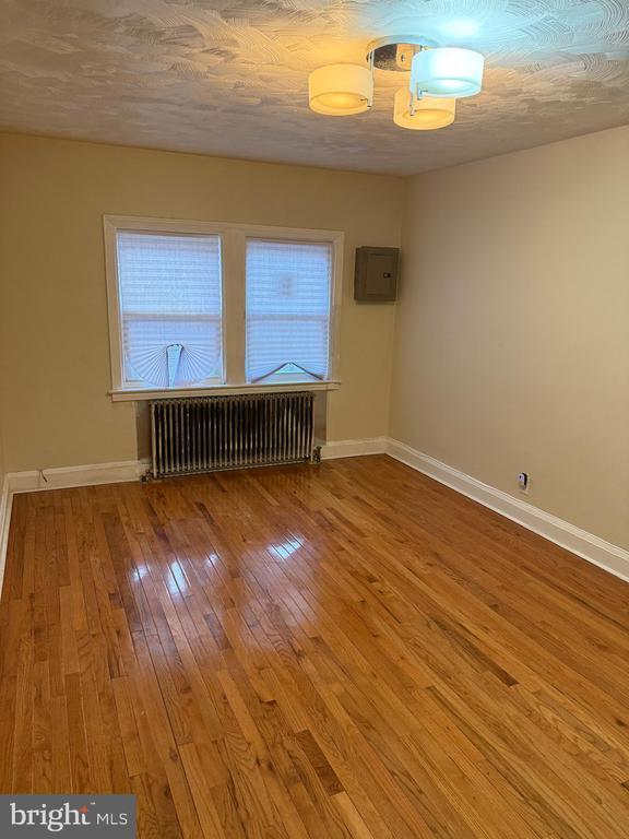 Building Photo - 703 N Augusta Ave