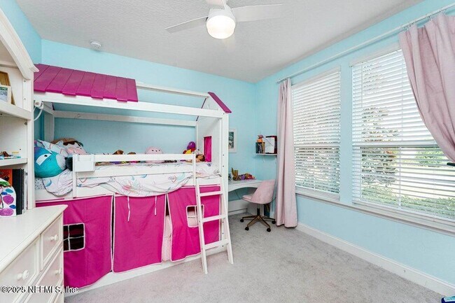 Building Photo - 487 Tintamarre Dr