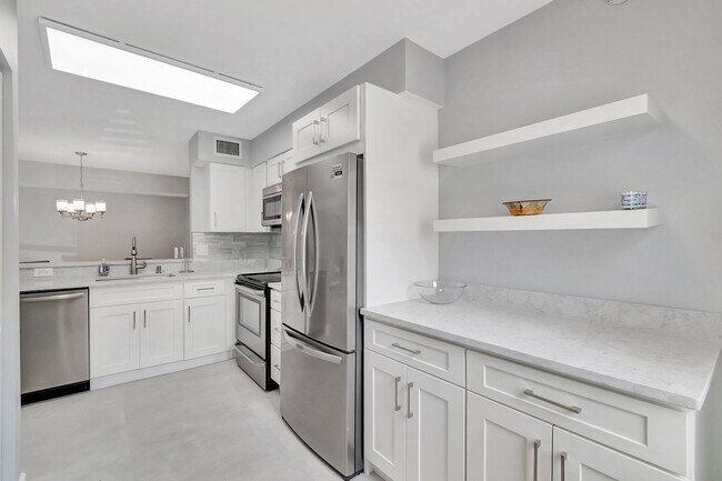 Building Photo - 14895 Builtmore Way