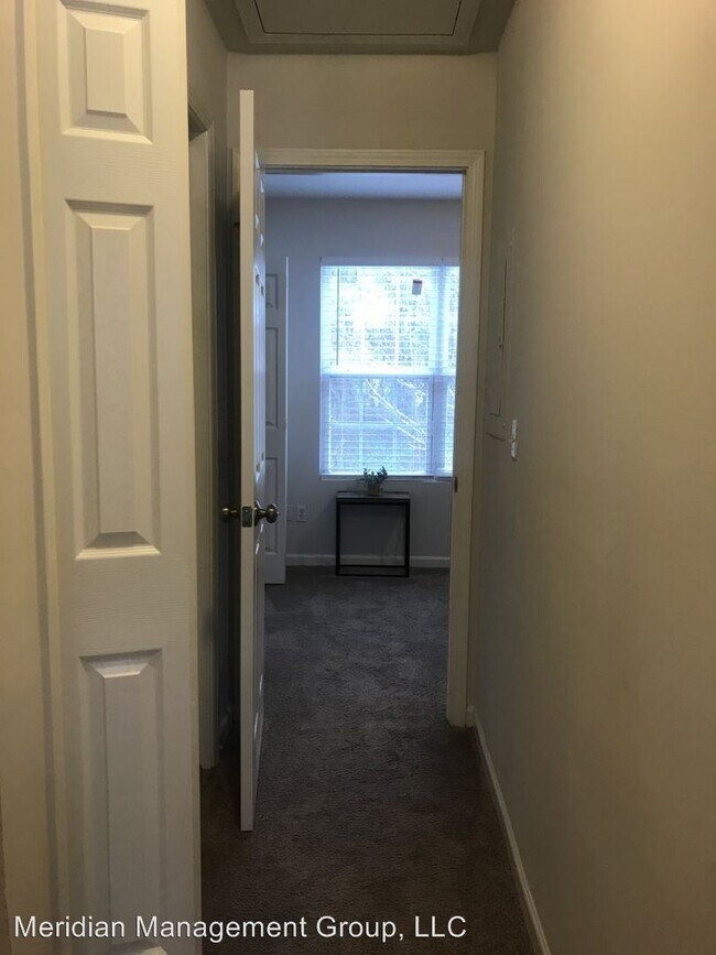 Building Photo - 2 br, 1.5 bath House - 101 Lilli Lane