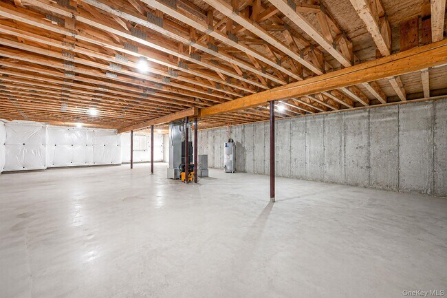 Building Photo - 247 Silver Timber Dr