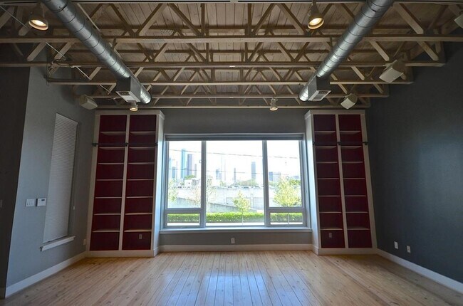 Building Photo - 1324 Taft St