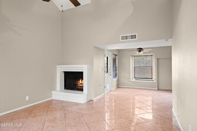 Building Photo - 11429 Lake Nasser Dr