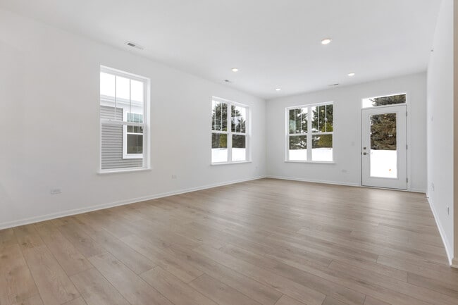 Building Photo - 12245 Barcroft Cir