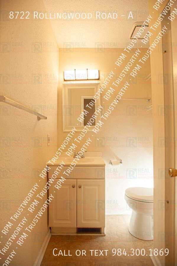 Building Photo - 8722 Rollingwood Rd