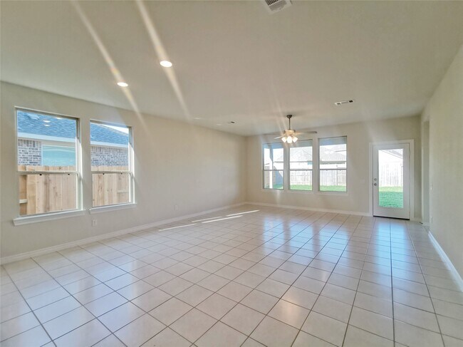 Building Photo - 24931 Providence Heights Way