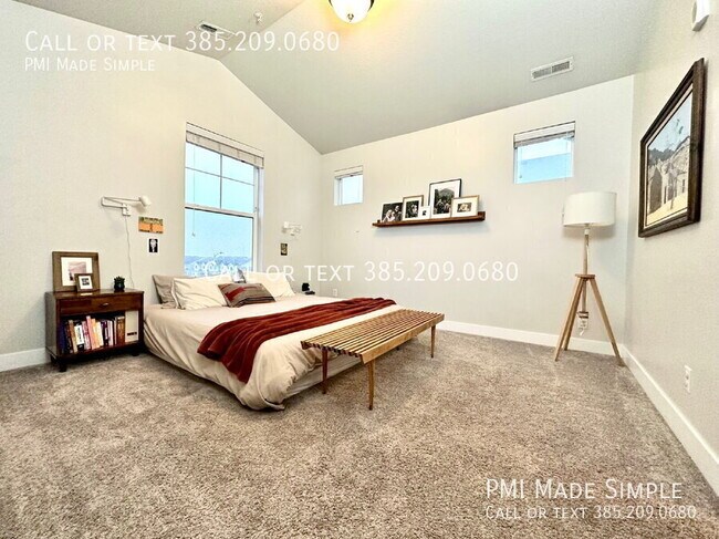 Building Photo - Move in Special! Condo with Amazing Views ...