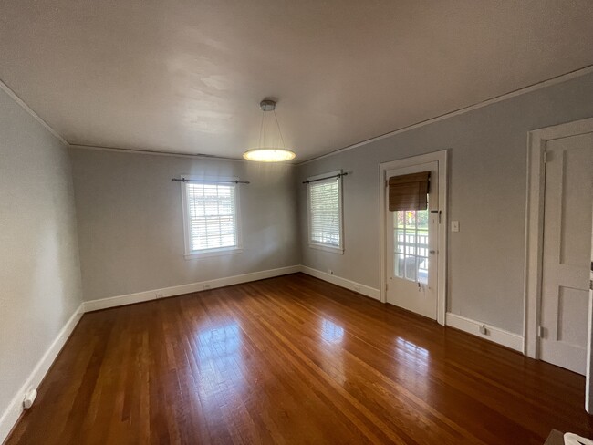 bleached blond hardwood floors with LED LIGHT - 541 Lamar Ave