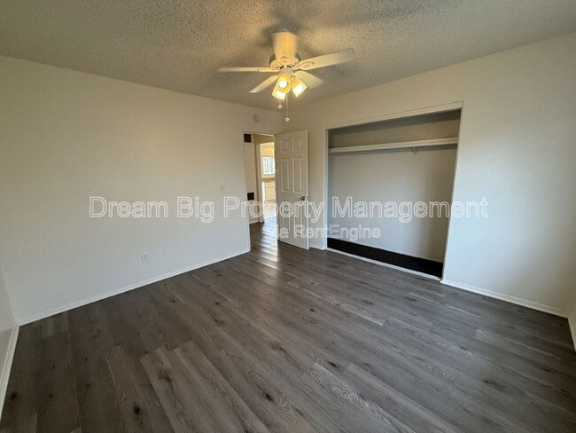 Building Photo - 245 Maryknoll Dr