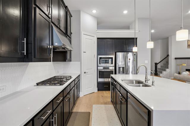 Building Photo - 4131 Dewberry Ln