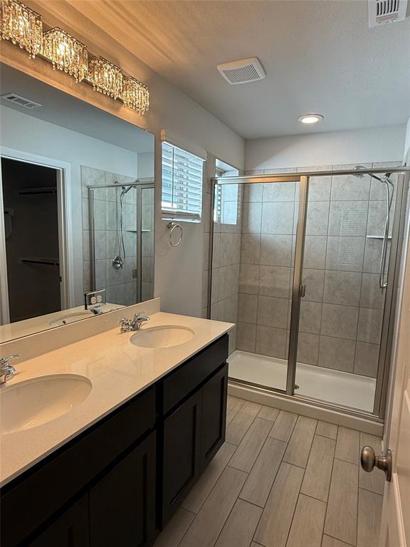 Building Photo - 1720 Artesian Spgs Xing