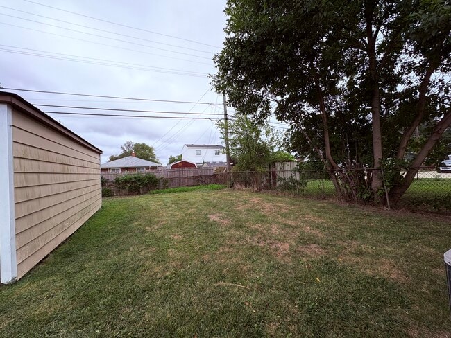 Building Photo - 14024 Irene St