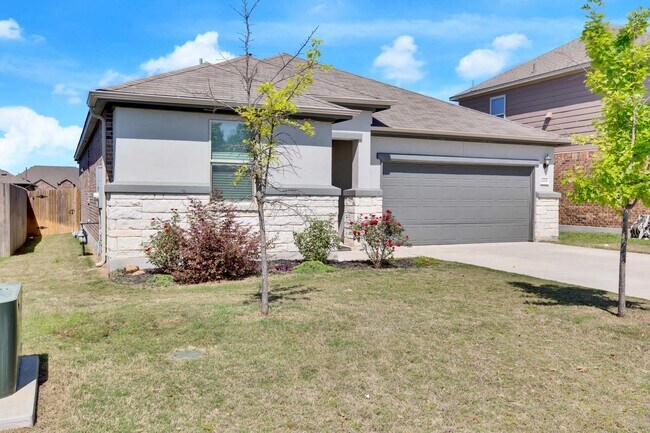 Building Photo - 8008 Massa Dr