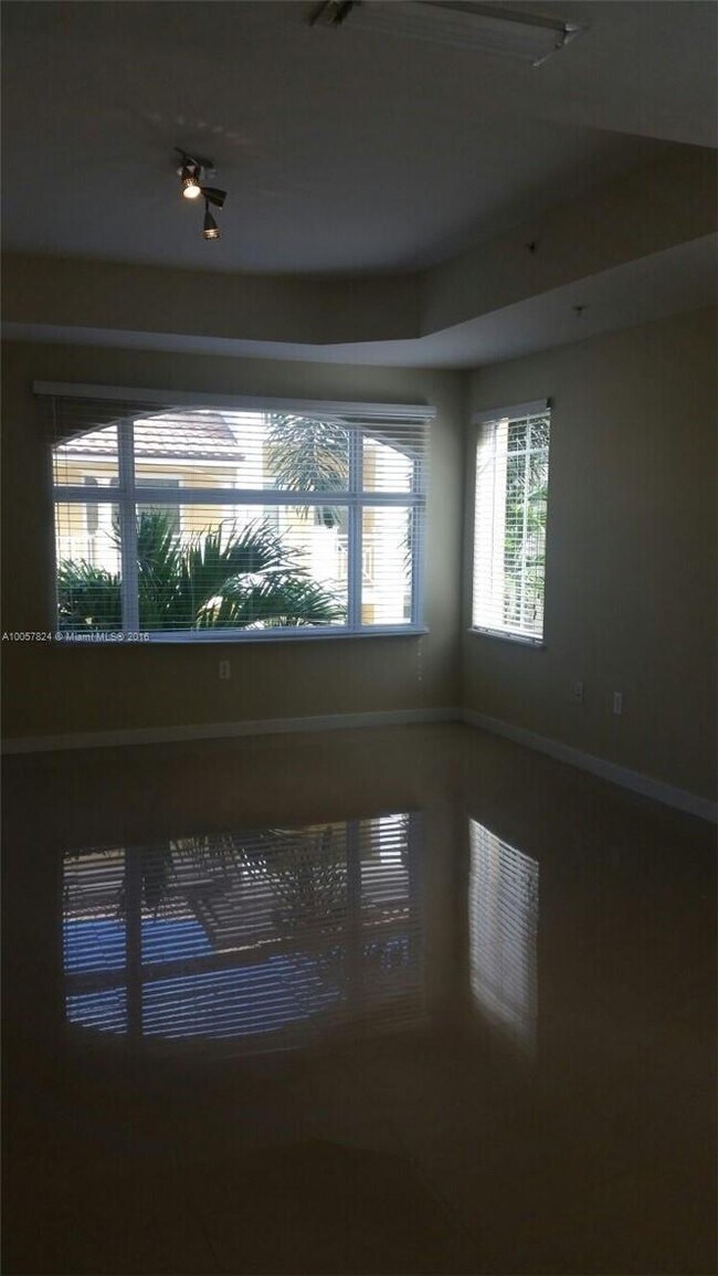 Building Photo - 18429 NE 28th Ave