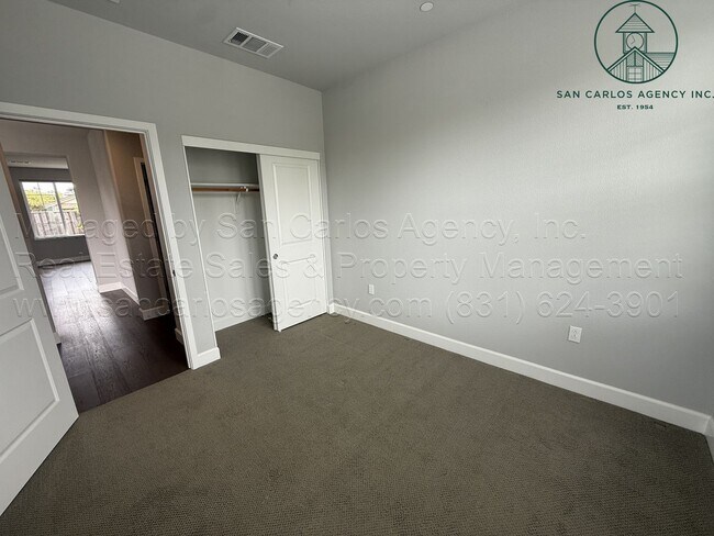 Building Photo - 271 10th St