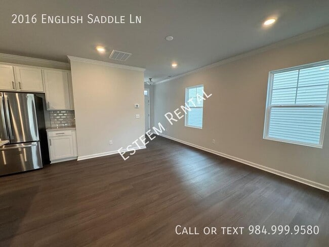 Building Photo - 2016 English Saddle Ln