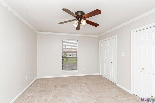 Building Photo - 9506 Jefferson Hwy