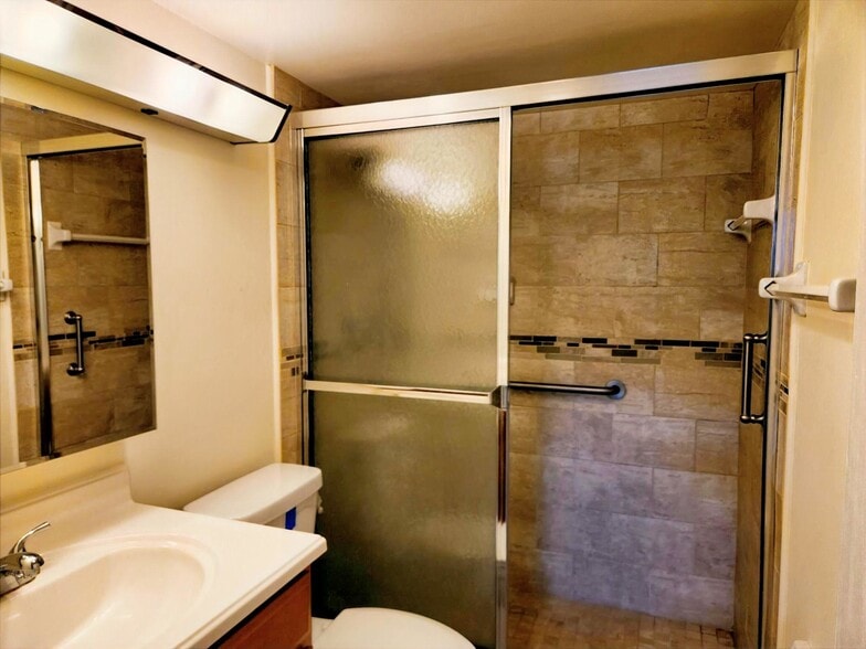 Building Photo - 2008 S Federal Hwy