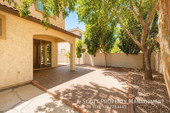 Building Photo - 4172 E Santa Fe Ln