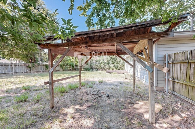 Building Photo - 3 bedroom Single Story Home for Rent in Sh...