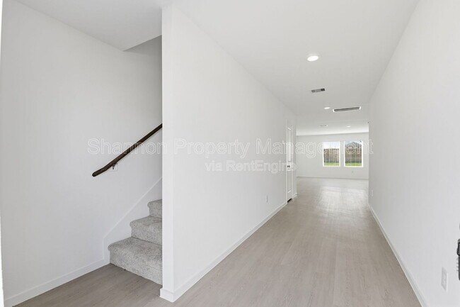 Building Photo - 316 Bush Mdw Ln