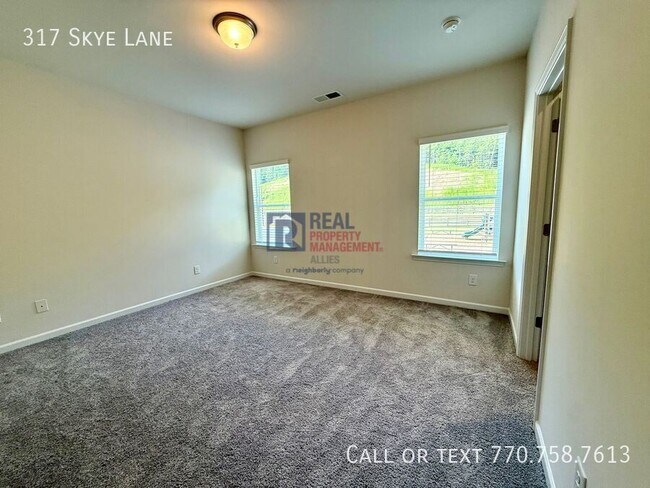 Building Photo - 317 Skye Ln