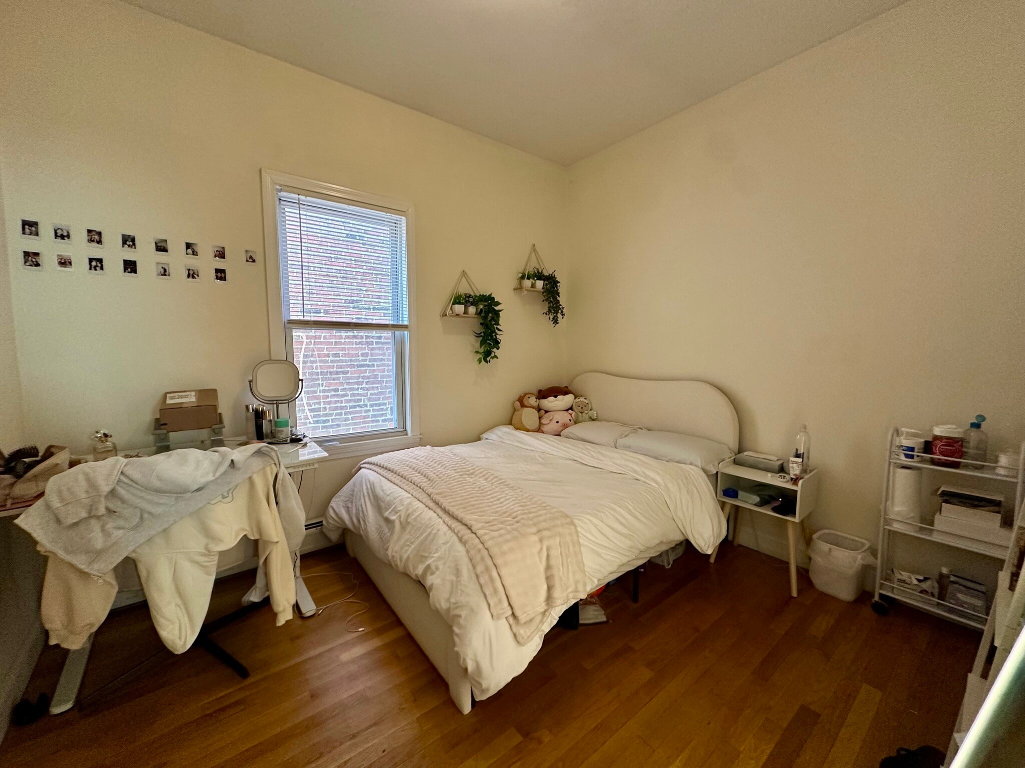 Bedroom 3 - 143 Hillside St