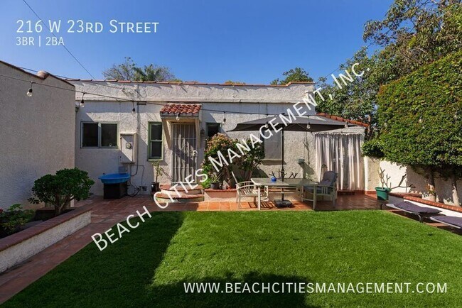 Building Photo - 216 W 23rd St