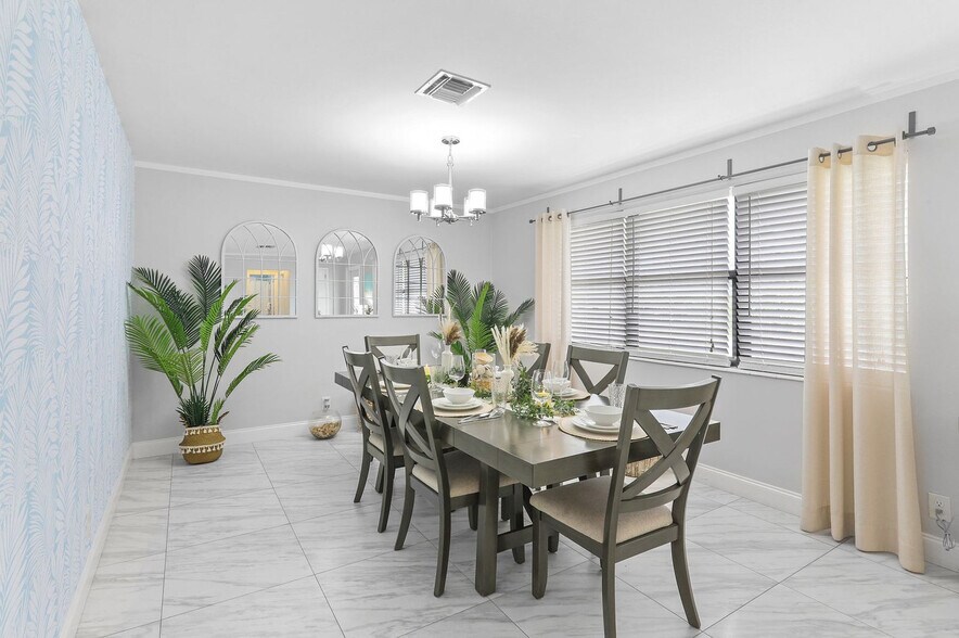 Building Photo - 4416 Fuschia Cir S