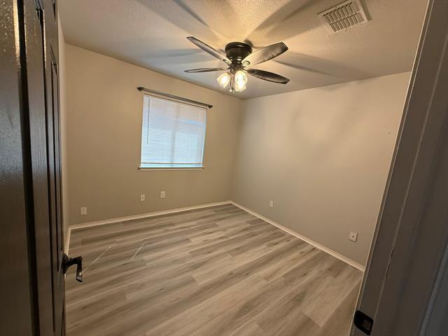 Building Photo - 2841 Bluffs Ct