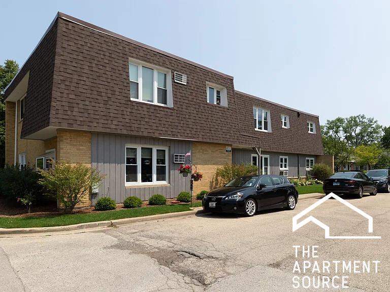Building Photo - 1923 Willow Rd
