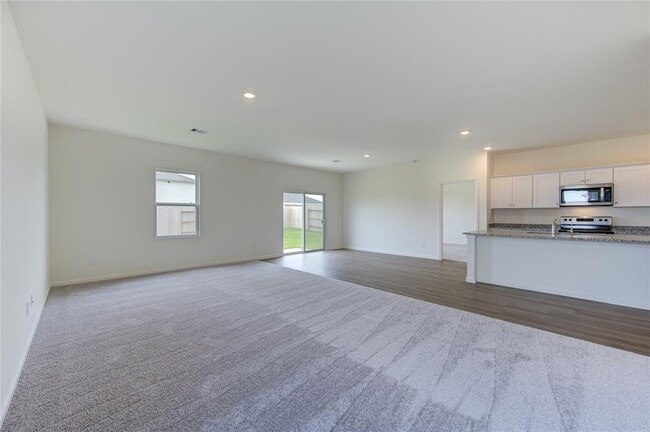 Building Photo - 5903 Grantgrala Dr