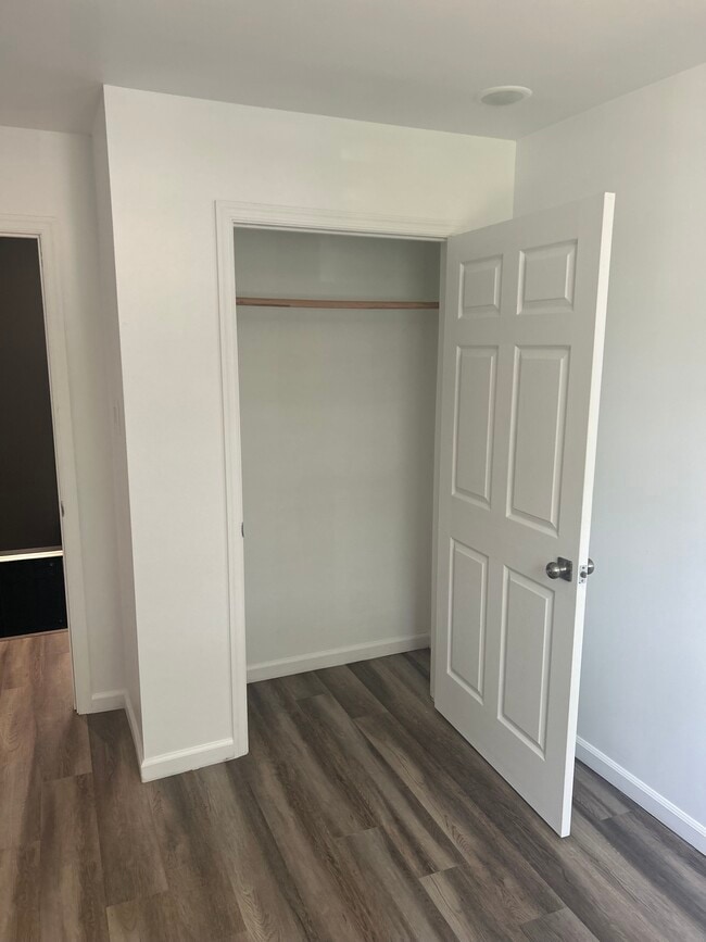 Building Photo - 12th st