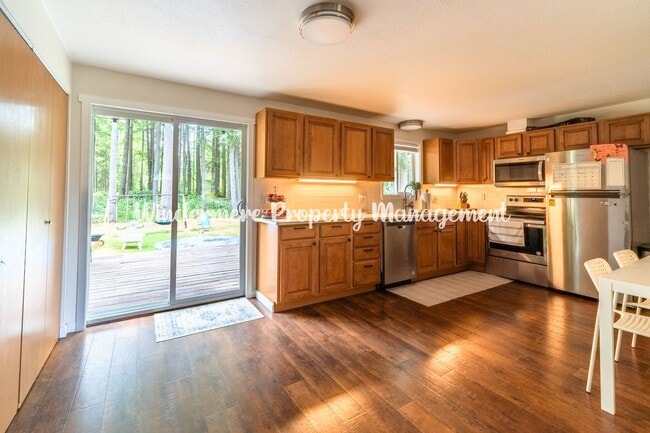 Building Photo - 11731 Gable Ave SW