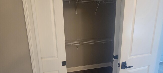 Building Photo - 3596 Harper Woods Ln