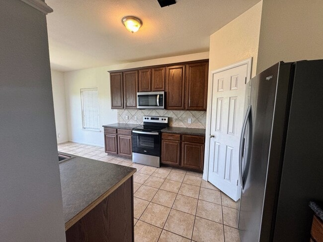 Building Photo - 6402 Taree Loop