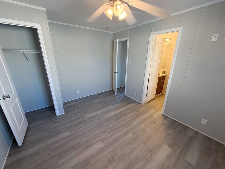 Building Photo - 110 N Michigan St