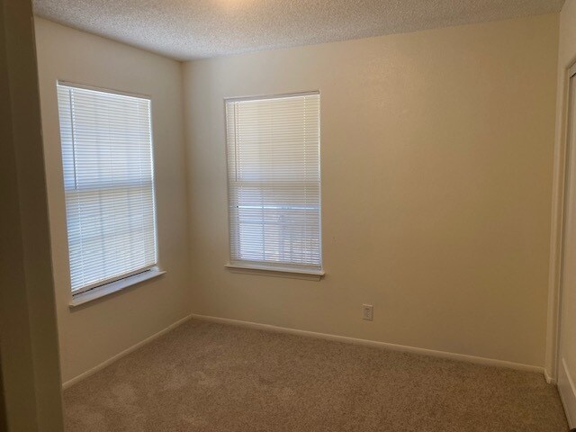 Building Photo - 6308 Castle Cary Dr