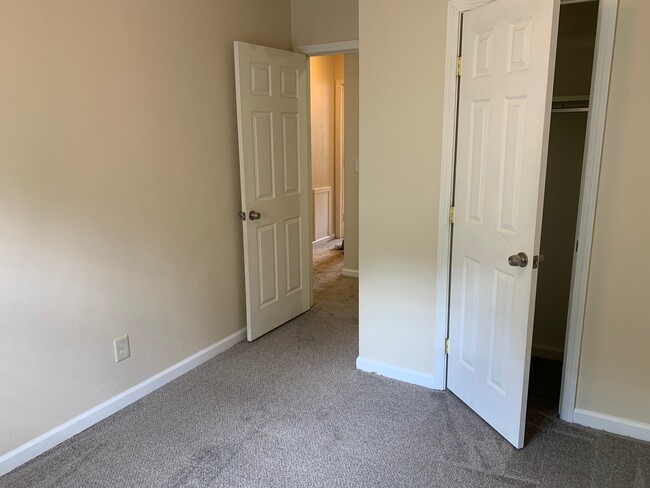 Building Photo - 5053 St Patrick Cir