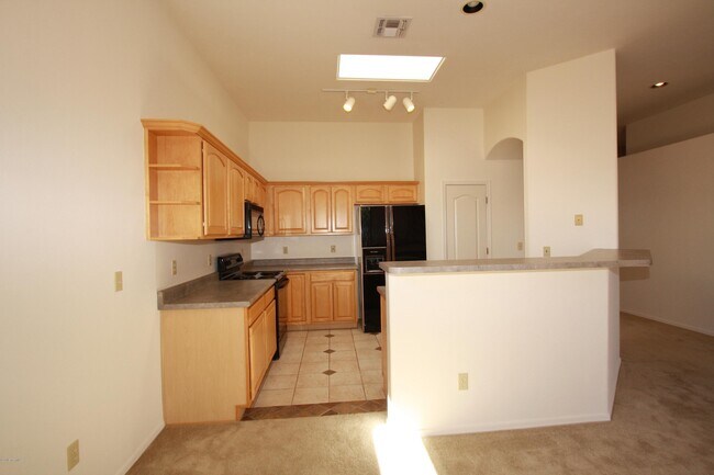 Building Photo - 5206 N Canyon Rise Pl