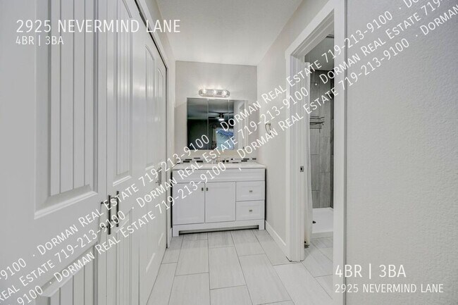 Building Photo - 2925 Nevermind Ln