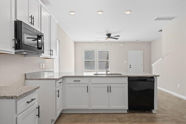 Building Photo - 3312 Tutwiler Ave