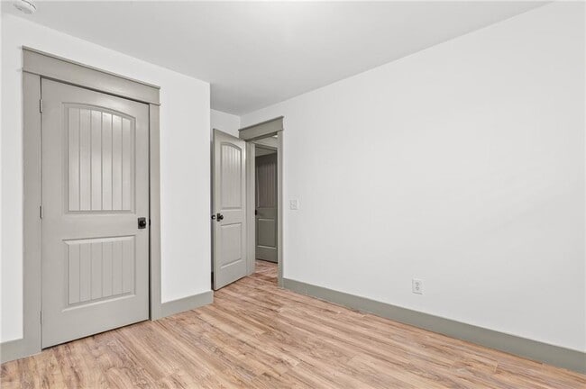 Building Photo - 4409 Doc Sams Rd