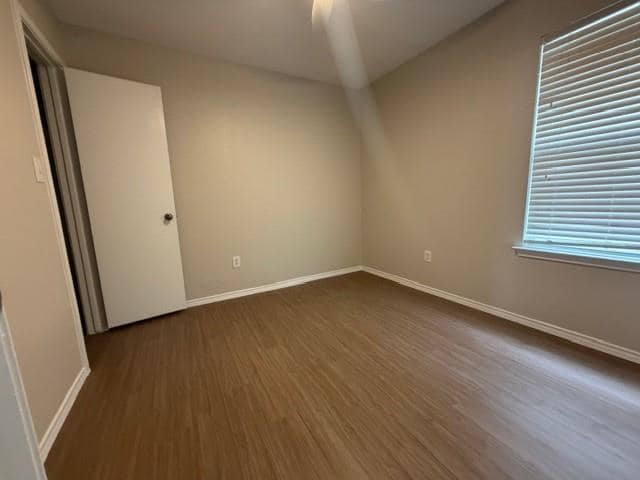 Building Photo - 15209 Parrish Ln