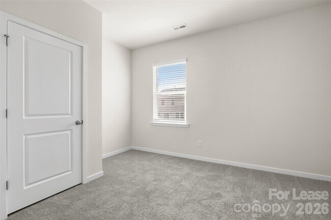 Building Photo - 12027 Zazu Wy