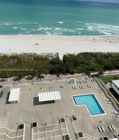 Building Photo - 5701 Collins Ave